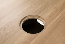 Load image into Gallery viewer, Alle Round Media Table