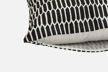 Load image into Gallery viewer, Kenno Cushion Medium
